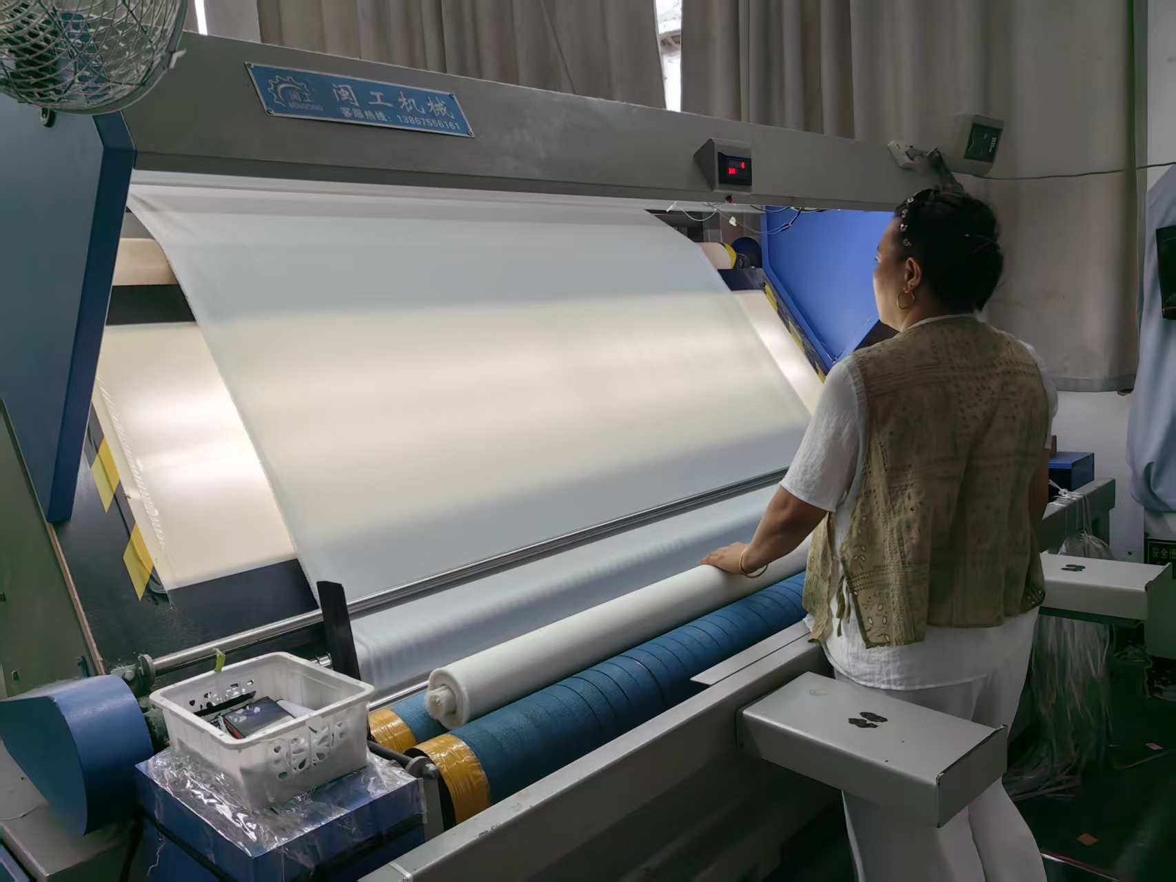Grey fabric production line at 푸싱 텍스타일